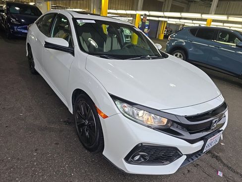 Used 2017 Honda Civic EX image 3