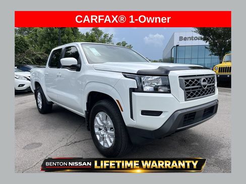 Used 2022 Nissan Frontier SV AWD/4WD image 1