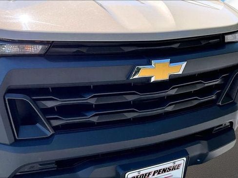 Used 2024 Chevrolet Colorado W/T RWD image 28