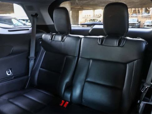 Used 2023 Ford Explorer Limited w/ Equipment Group 301A image 20