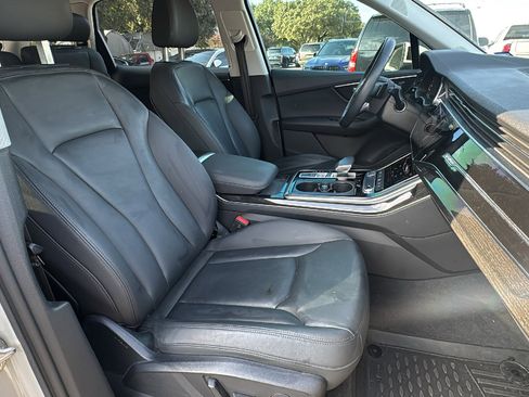 Used 2022 Audi Q7 2.0T Premium Plus w/ Premium Plus Package image 33