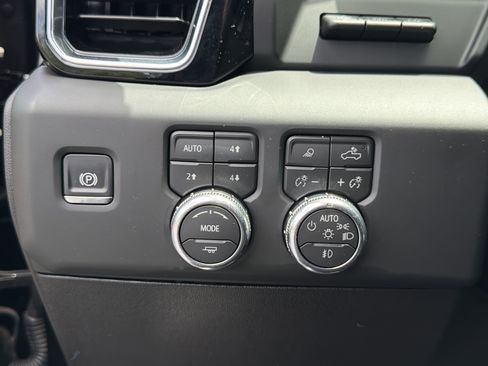 Used 2026 GMC Sierra 2500 Denali Ultimate AWD/4WD image 30