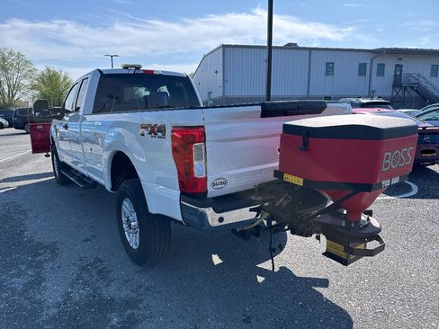 Used 2019 Ford F250 XLT w/ XLT Value Package AWD/4WD image 16