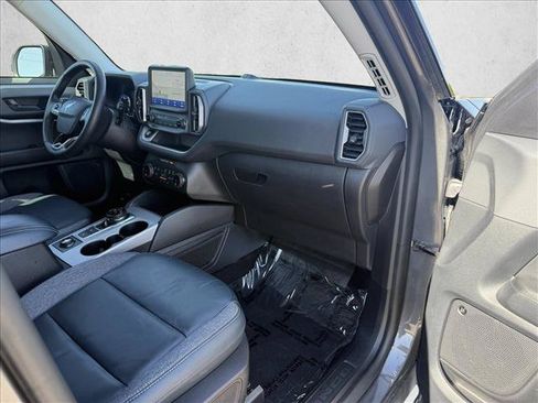 Used 2023 Ford Bronco Sport Outer Banks w/ Tech Package AWD/4WD image 12