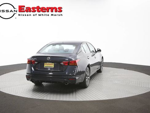 Used 2019 Nissan Altima 2.5 SV FWD image 39