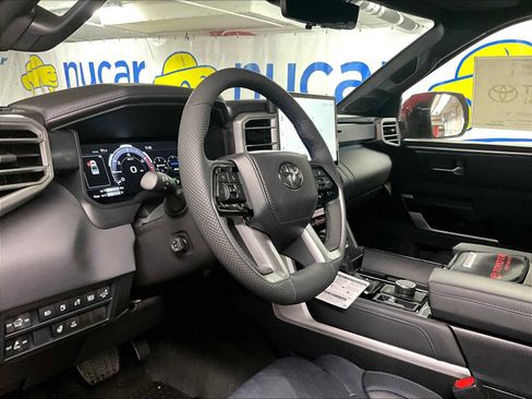 New 2025 Toyota Tundra Platinum image 9