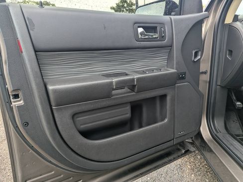 Used 2019 Ford Flex SEL w/ Equipment Group 202A AWD/4WD image 12