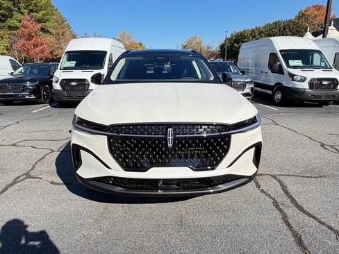 New 2026 Lincoln Nautilus Reserve w/ Jet Appearance Package image 2