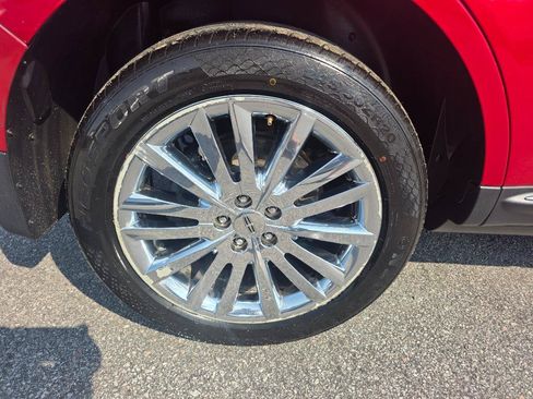 Used 2012 Lincoln MKX FWD image 20