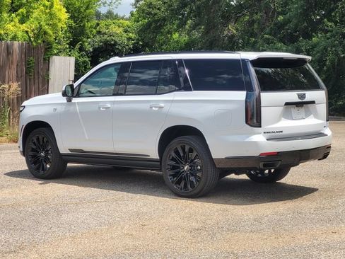 New 2026 Cadillac Escalade Platinum Sport AWD/4WD image 6