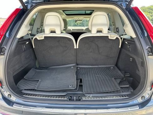 Certified 2025 Volvo XC90 B5 Plus w/ Protection Package Premier AWD/4WD image 34