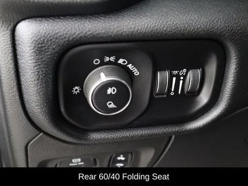 Used 2022 RAM 1500 Laramie AWD/4WD image 22