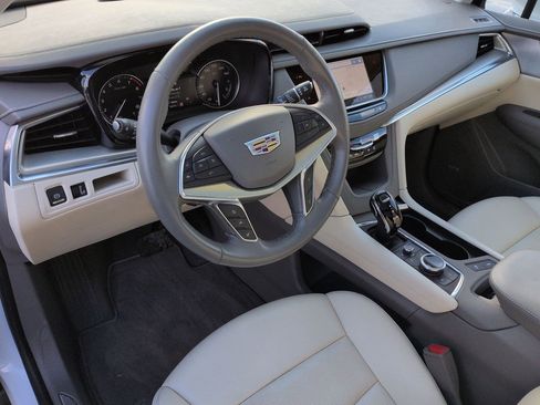 Certified 2023 Cadillac XT5 Premium Luxury w/ LPO, Floor Liner Package image 2