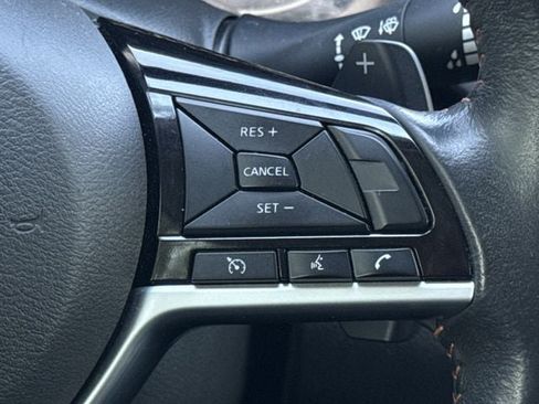 Used 2023 Nissan Altima 2.5 SR FWD image 15