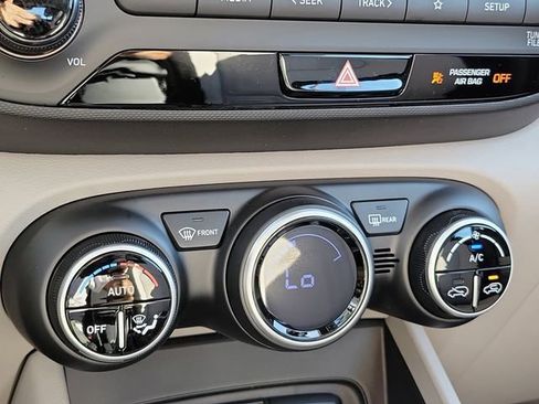 New 2026 Hyundai Venue SEL image 11