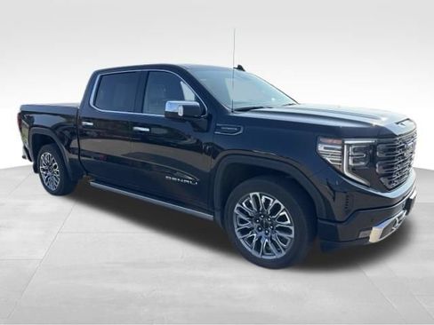 Certified 2025 GMC Sierra 1500 Denali Ultimate AWD/4WD image 7