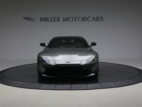Used 2021 Aston Martin V8 Vantage Roadster image 24
