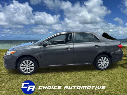 Used 2013 Toyota Corolla LE image 3