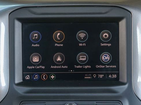 Used 2025 Chevrolet Silverado 1500 Custom Trail Boss w/ Dark Appearance Package AWD/4WD image 15