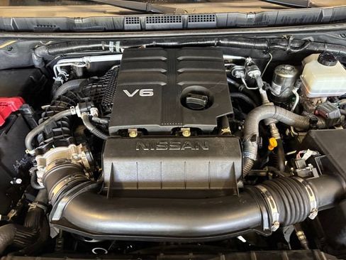 Used 2023 Nissan Frontier SV w/ SV Convenience Package AWD/4WD image 23