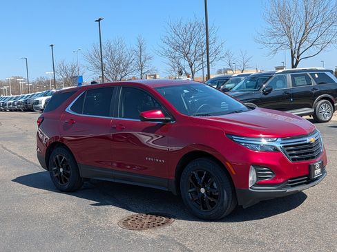 Used 2024 Chevrolet Equinox LT image 7