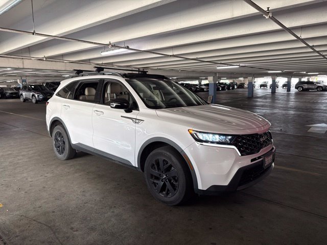Certified 2023 Kia Sorento S w/ Panoramic Sunroof Package AWD/4WD image 2