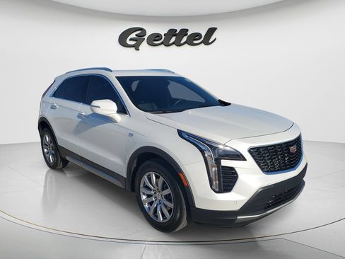 Used 2023 Cadillac XT4 Premium Luxury AWD/4WD image 2