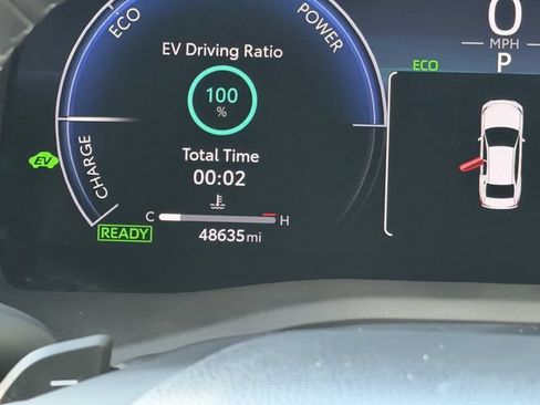 Used 2025 Toyota Camry XSE FWD image 14