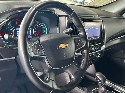 Used 2023 Chevrolet Traverse LT w/ LPO, Floor Liner Package image 41