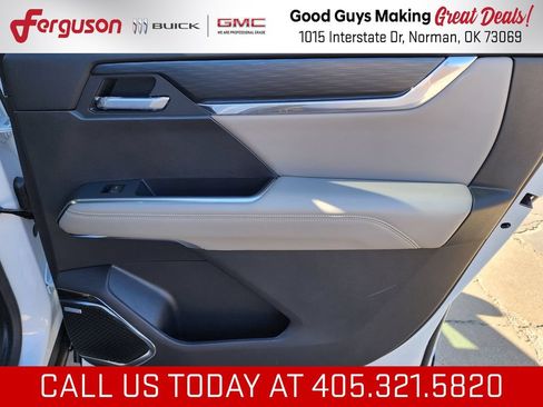 New 2027 GMC Acadia Elevation FWD image 41