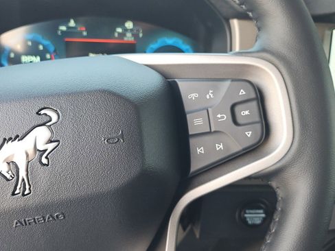 New 2025 Ford Bronco Outer Banks w/ Sasquatch Package AWD/4WD image 12