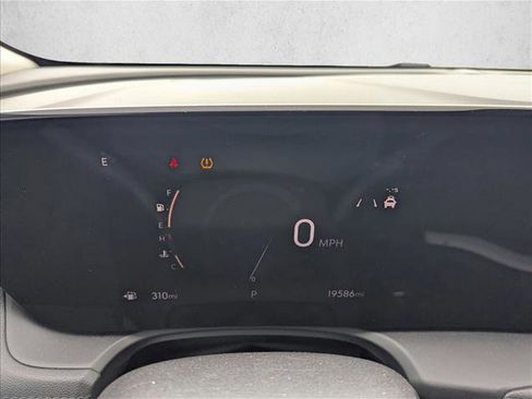 Used 2025 Buick Encore GX Preferred FWD image 9