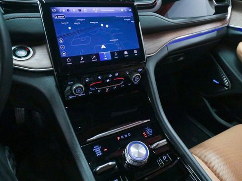 Used 2022 Jeep Grand Cherokee Summit w/ Advanced Protech Group IV image 19