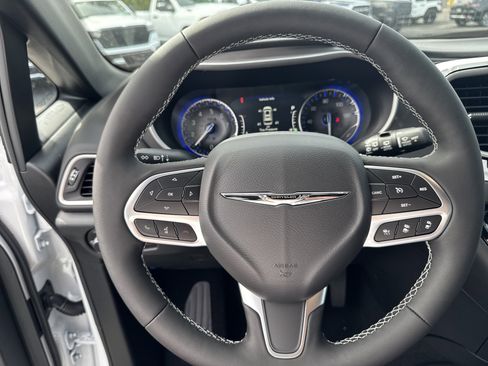 New 2026 Chrysler Voyager LX image 23