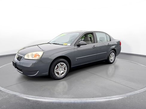 Used 2007 Chevrolet Malibu LS FWD image 4