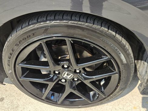 Certified 2024 Honda Civic Sport image 9