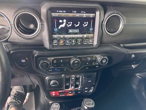 Used 2023 Jeep Wrangler Unlimited Rubicon 4xe w/ Steel Bumper Group image 29