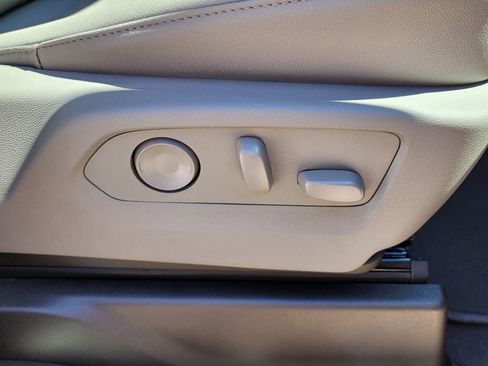 New 2026 GMC Sierra 1500 SLT w/ SLT Premium Plus Package image 40