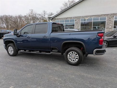 Used 2022 Chevrolet Silverado 3500 LT w/ All Star Edition image 4