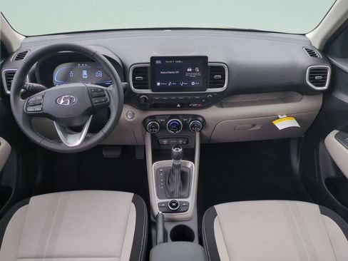 New 2026 Hyundai Venue SEL FWD image 14