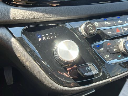 New 2026 Chrysler Voyager LX image 26