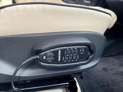 Used 2022 Mercedes-Benz Sprinter 2500 image 37