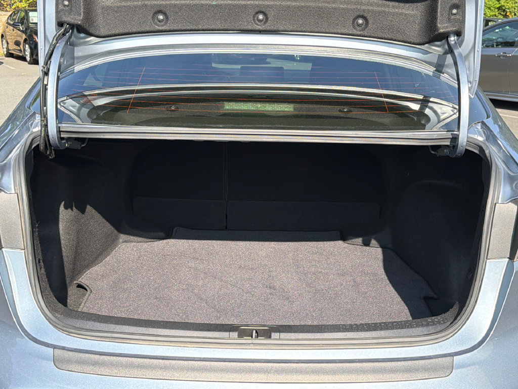 Used 2025 Toyota Corolla LE FWD image 6