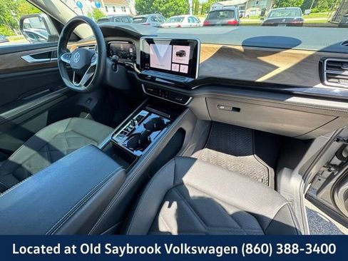 Used 2024 Volkswagen Atlas SE AWD/4WD image 29