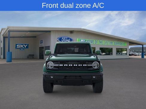 New 2025 Ford Bronco Outer Banks image 6