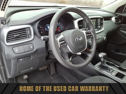 Used 2020 Kia Sorento L image 16