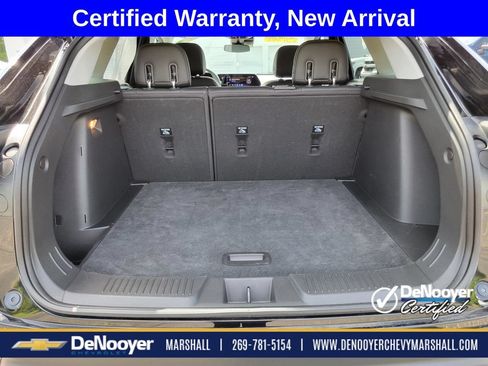 Used 2025 Chevrolet Trax LT FWD image 25