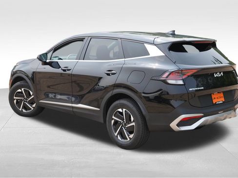 Certified 2023 Kia Sportage LX AWD/4WD image 7