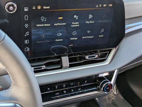 New 2026 Chevrolet Equinox LT w/ Midnight Edition FWD image 11