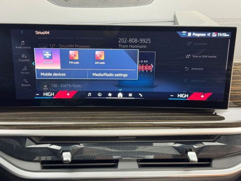 Used 2024 BMW X5 sDrive40i w/ M Sport Package image 27